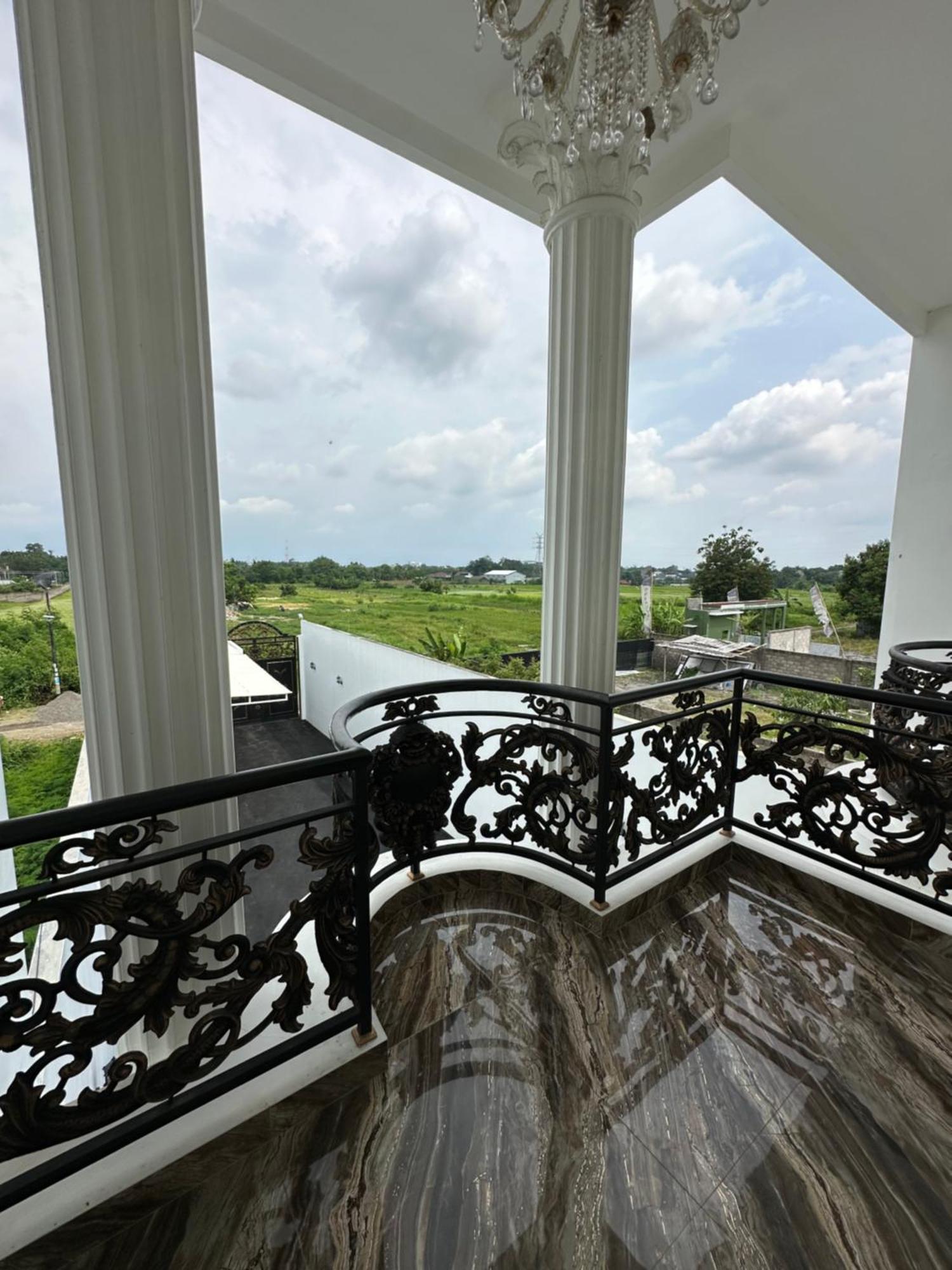 Villa Rumah Putih Jogja Yogyakarta Luaran gambar